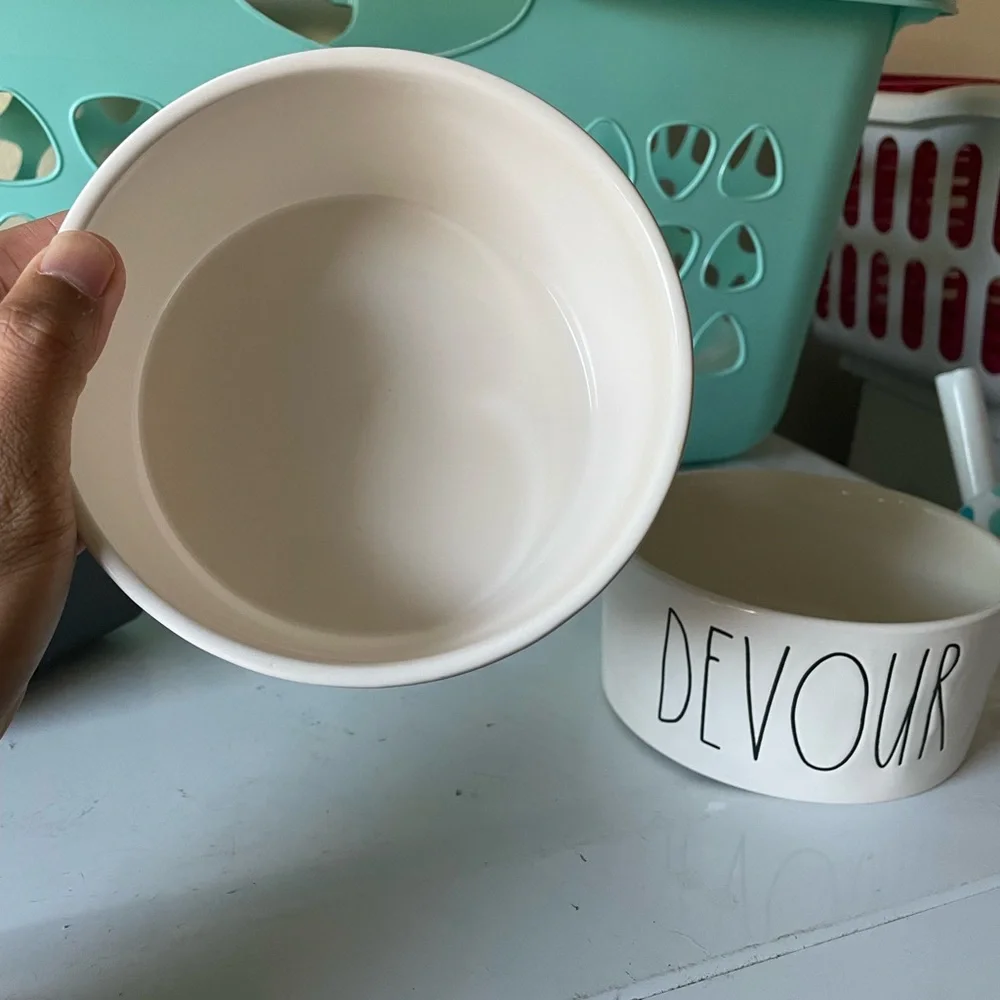 Large Rae Dunn pet dog bowl dish. 8 inches in diameter. Great condition. Gulp